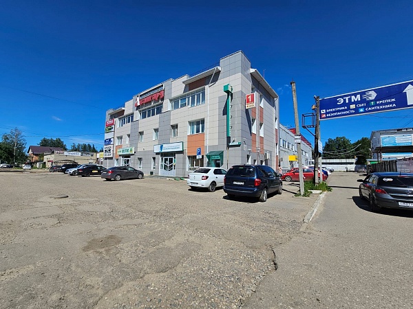 Помещение свободного назначения 350 кв.м., ул. Профсоюзная 3