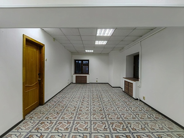 Аренда Помещение свободного назначения 48 кв.м., б-р Петрковский 24