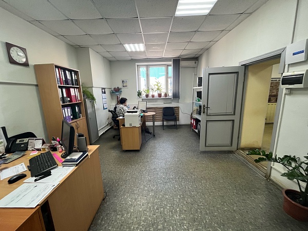 Помещение свободного назначения 35,5 кв.м., ул. Димитрова 34