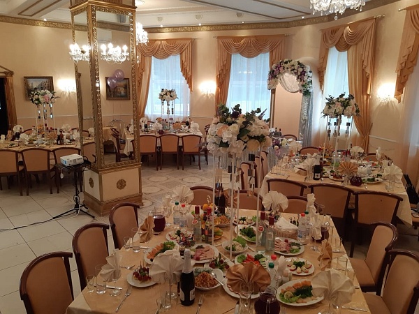 Готовый стабильно работающий бизнес 1282,70 кв.м., Красносельское шоссе 15