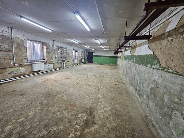 Помещение свободного назначения 143 кв.м., ул. Галичская 102