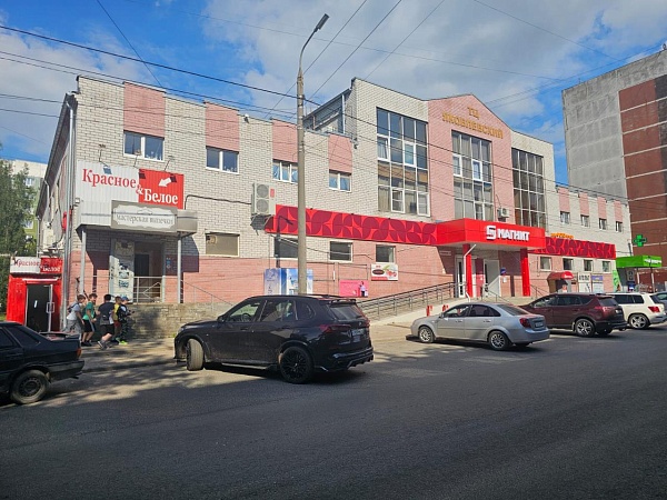 Прибыльный готовый бизнес - ТЦ с Магнитом, 3190 м2, г. Ярославль, ул. Космонавтов 11 Прибыльный готовый бизнес - ТЦ с Магнитом, 3190 м2, г. Ярославль, ул. Космонавтов 11