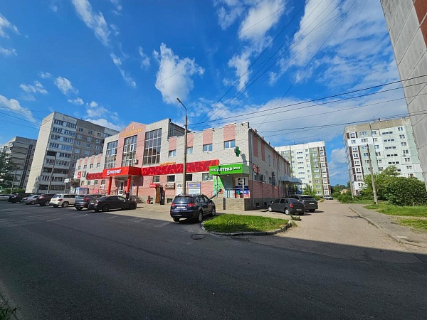 Прибыльный готовый бизнес - ТЦ с Магнитом, 3190 м2, г. Ярославль, ул. Космонавтов 11 Прибыльный готовый бизнес - ТЦ с Магнитом, 3190 м2, г. Ярославль, ул. Космонавтов 11