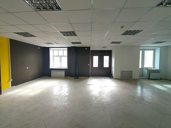 Помещение свободного назначения 122 кв.м., ул. Северной правды 35