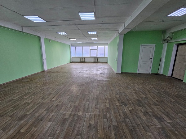 Помещение свободного назначения 3000 кв.м., ул. Петра Щербины 7 Помещение свободного назначения 3000 кв.м., ул. Петра Щербины 7