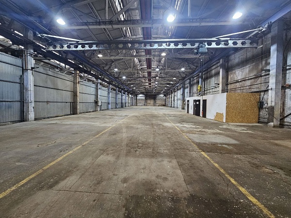 Помещение свободного назначения 2300 кв.м., ул. Петра Щербины 7