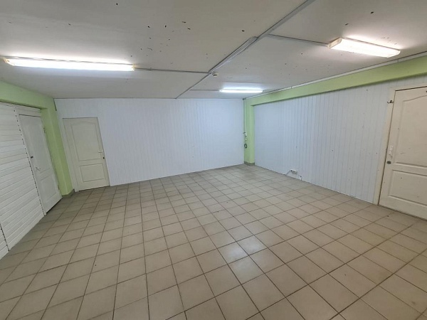 Аренда Помещение свободного назначения 81 кв.м., г. Ярославль, ул. Космонавтов, д. 11