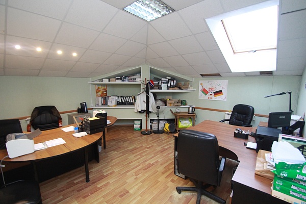 Готовый стабильно работающий бизнес 1282,70 кв.м., Красносельское шоссе 15