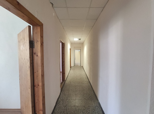 Свободного назначения, офис, гостиница, 300 м², ул. Нижняя Дебря 90 Свободного назначения, офис, гостиница, 300 м², ул. Нижняя Дебря 90