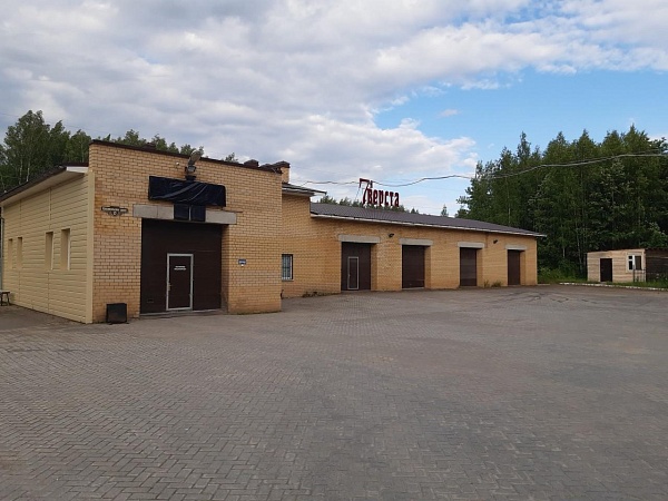 Продажа Продам здание склада/автомойки/автотехцентра 560,41 кв.м., Красносельское шоссе 17