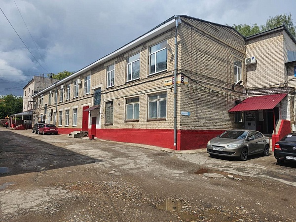 Помещение свободного назначения 48 кв.м., б-р Петрковский 24