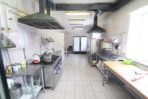 Продам здание ресторана 722,3 кв.м., Красносельское шоссе 15