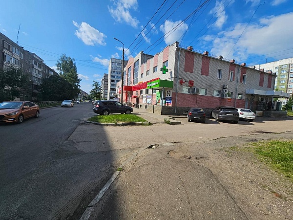 Продажа помещения свободного назначения 700 кв.м., г. Ярославль, ул. Космонавтов 11 Продажа помещения свободного назначения 700 кв.м., г. Ярославль, ул. Космонавтов 11