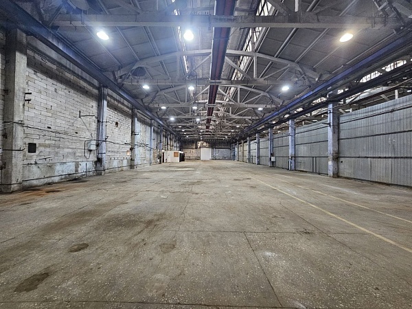 Помещение свободного назначения 2300 кв.м., ул. Петра Щербины 7