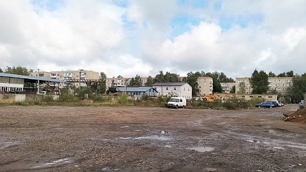 Земельный участок 795 кв.м., ул. Димитрова 38